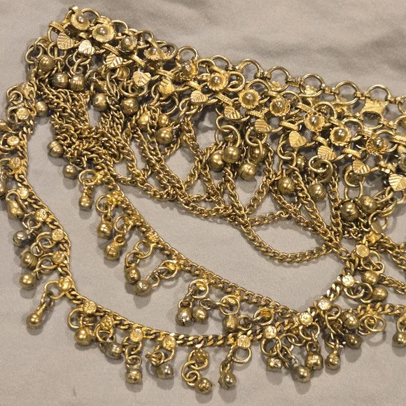 Kuchi-style belly dancing belt, decorative waist chain. gold-tone. metal dangles - Picture 2 of 8
